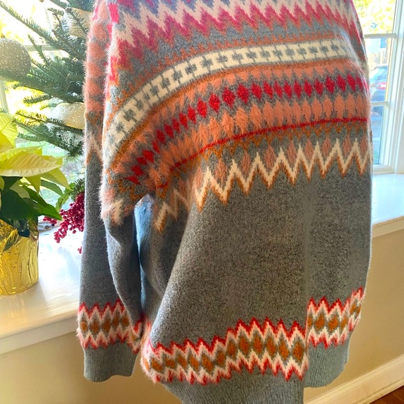 Pink and Gray Fair Isle Patterned Sweater 🩷🩷🩷 - Picture 8 of 14